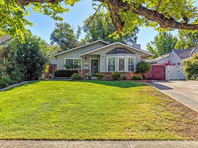 1733 38th St, Sacramento, CA, 95816