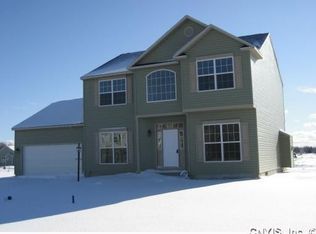 8601 Lyons Landing Rd, Cicero, NY 13039