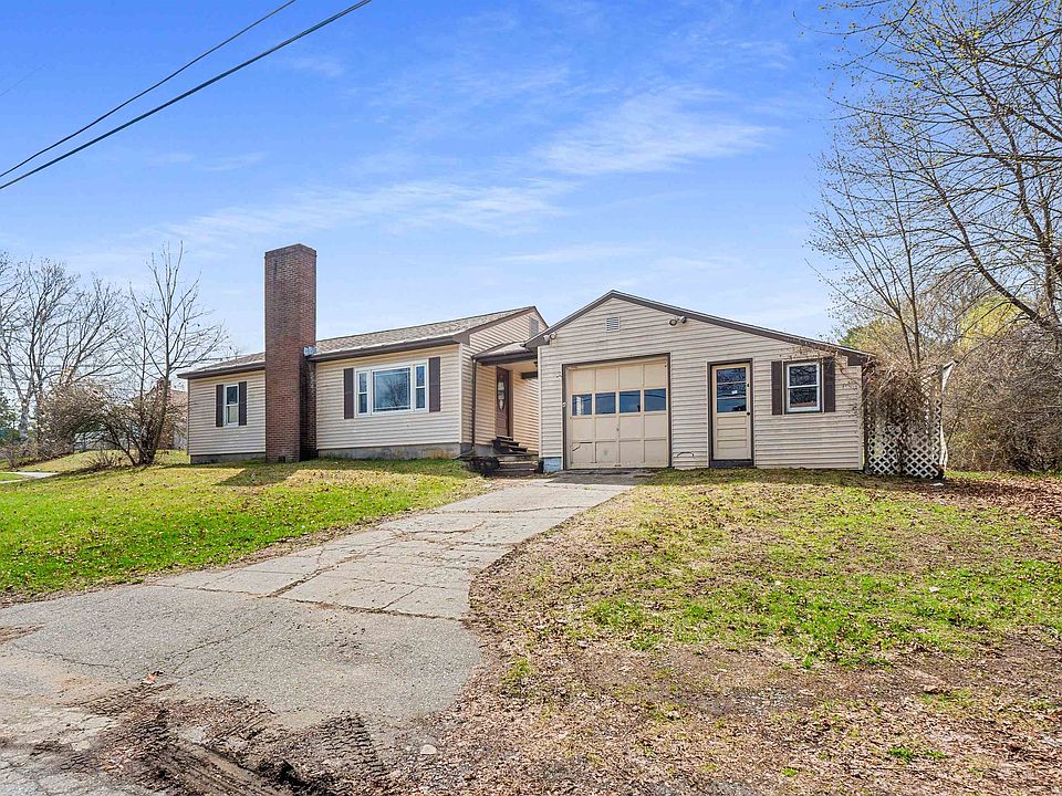 1st image of 4 Laplante Avenue