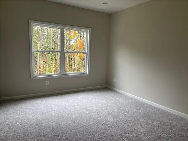 3750 Crestland Ln — Photo 11