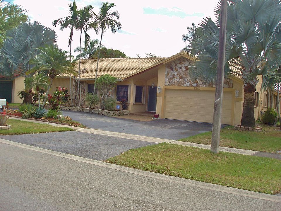 1st image of 2650 NW 6th St