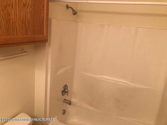 2nd image of 200 Homestead Dr #305