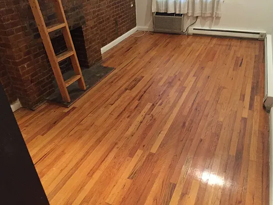 Rented by Metroline Realty | media 16