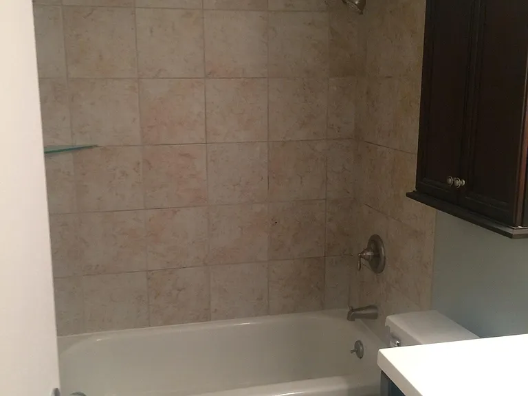 801 Delta Ave #7A — Photo 13