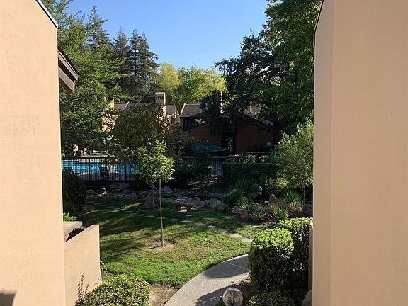 2nd image of 786 Woodside Ln E Unit 12