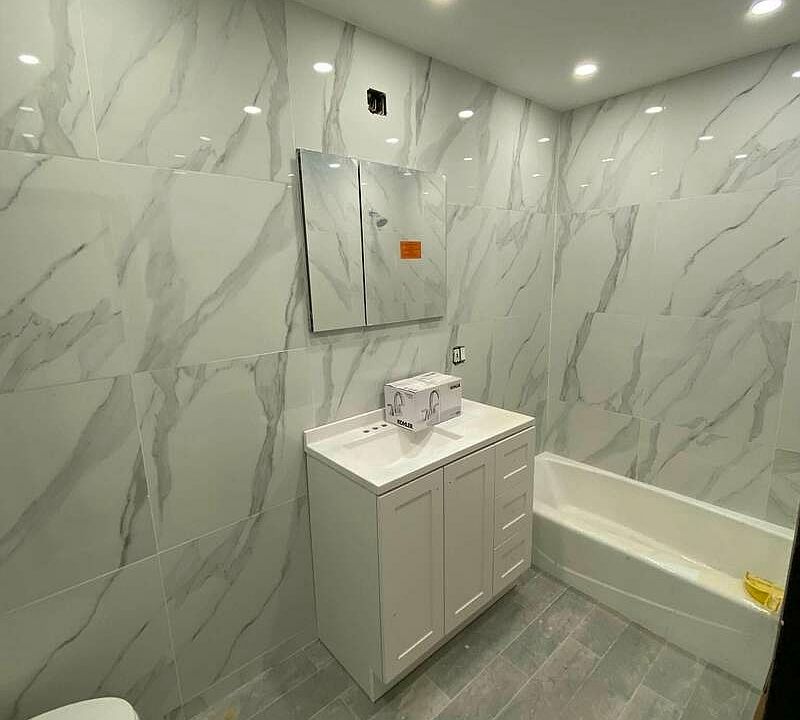 1st image of 150 De Graw St #2F