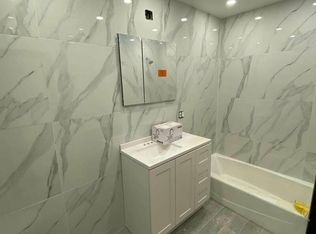 150 De Graw St #2F, Brooklyn, NY 11231