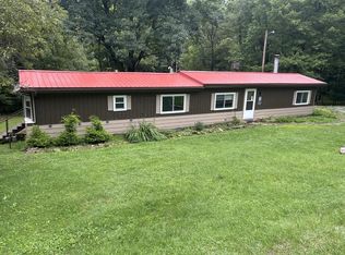160 Piscataqua Dr, Leeper, PA 16233