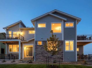 729 Grandview Meadows Dr, Longmont, CO 80503
