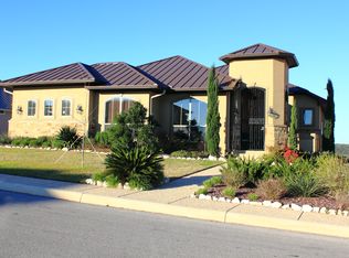 18027 Granite Hill Dr, San Antonio, TX 78255