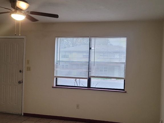 3rd image of 306 White Dr APT B1