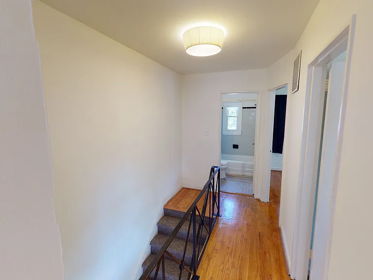 16 E Taylor Run Pkwy — Photo 9