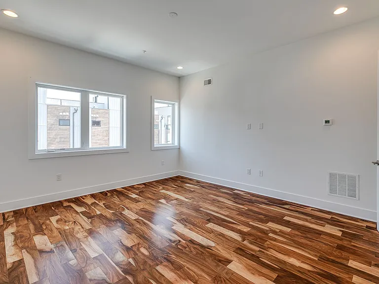 326 Potts Pl — Photo 18