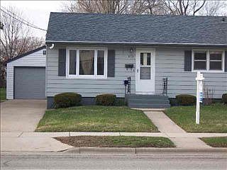 1st image of 853 E Memorial Dr