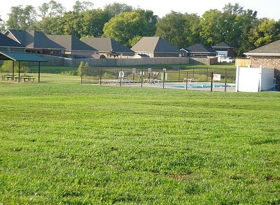 2nd image of 72 Greenbriar Lot 72