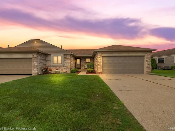 13749 Provincial Dr, Sterling Heights, MI 48313