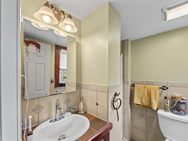 388 Arborway #2 — Photo 17