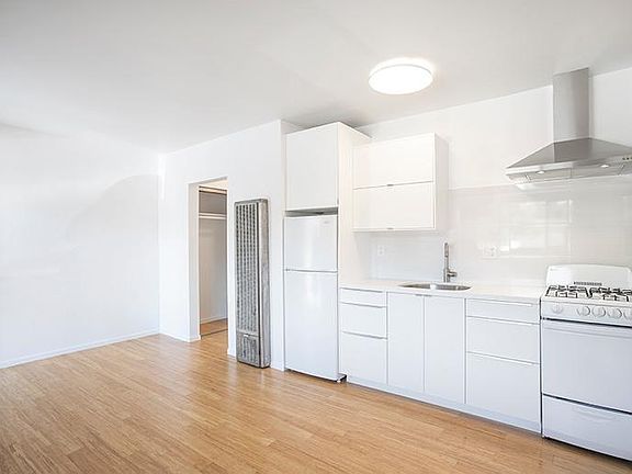 3rd image of 6416 Pollard St #5