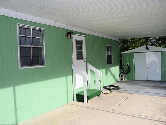 4th image of 4607 Mundell Ave