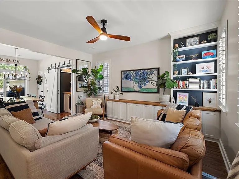 2448 Fulford Ct — Photo 3