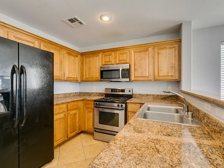 8424 Walker Gardens Pl — Photo 28