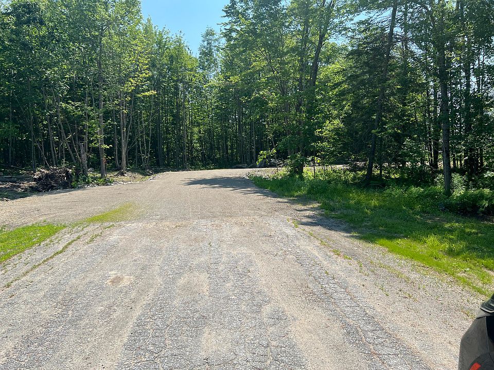 2nd image of 72 Main Road