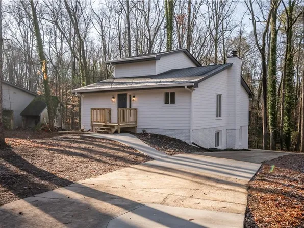 590 Caldwell Cir, Athens, GA 30605