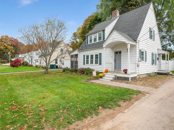 25 Dickerman Street, Nashua, NH 03060