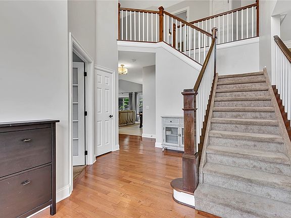 2nd image of 166 Eric Dr