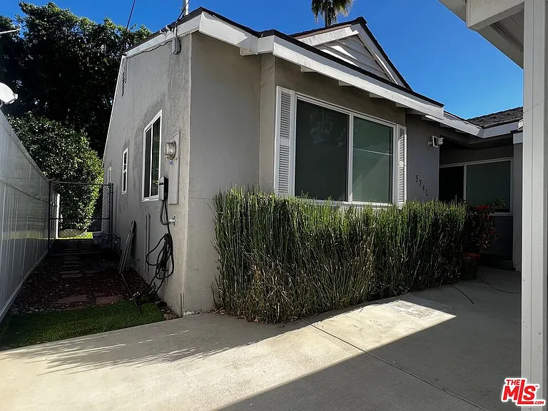 5740 Vantage Ave — Photo 21
