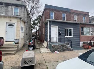 3044 Fenwick Rd, Camden, NJ 08104