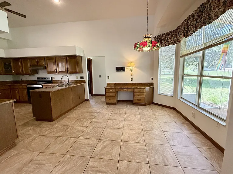 124 Estates Cir — Photo 11