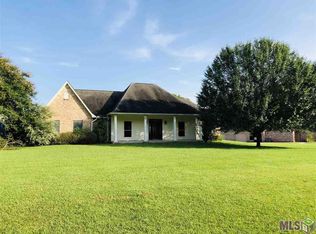 16340 Blackwater Rd, Zachary, LA 70791