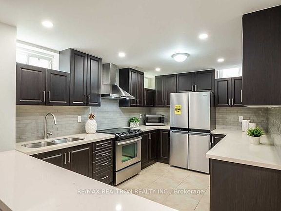3rd image of 167 Rivers Edge Pl