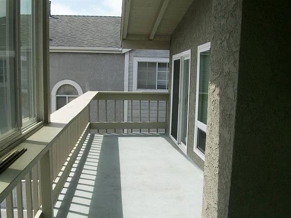 3rd image of 615 N Guadalupe Ave #3