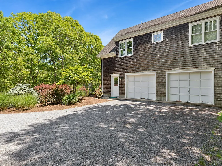 65 Pepperidge Ln — Photo 35