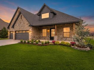 4216 Vista Dr, Norman, OK 73071