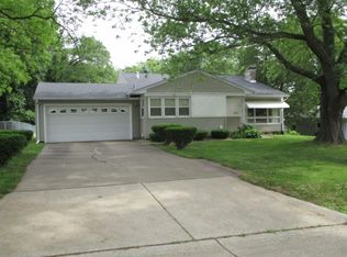 3151 11th Ave, Moline, IL 61265