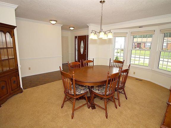 3rd image of 4844 Arevalo Dr