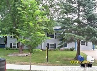 10649 Wren St NW, Coon Rapids, MN 55433