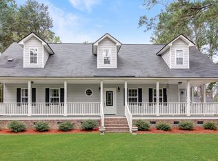 6194 Hyde Park Rd, Ravenel, SC 29470