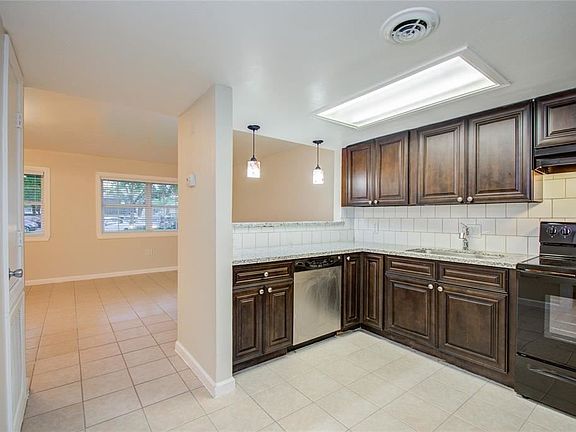 5th image of 12633 Memorial Dr APT 231