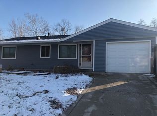 953 Sheffield Dr, Valparaiso, IN 46385
