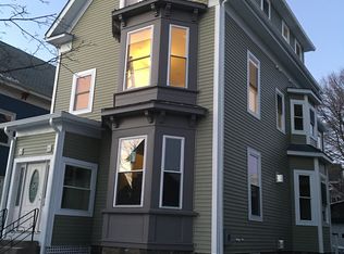 9 Victoria St, Dorchester, MA 02125