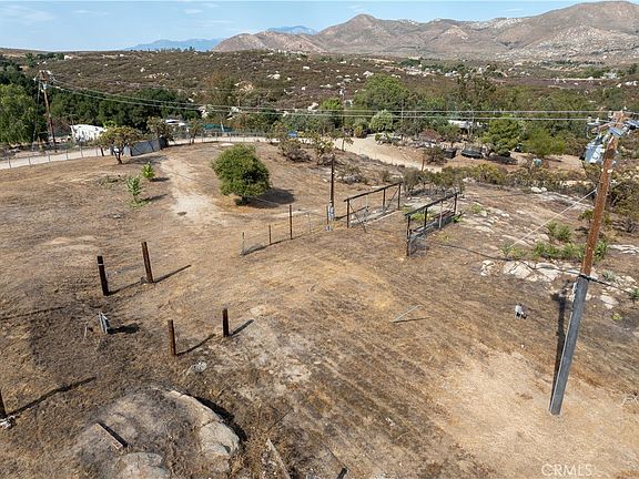 4th image of 44451 Oak Glen Rd