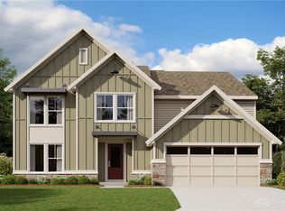 2580 Golden Leaf Dr, Beavercreek, OH 45431