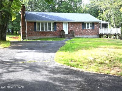2167 Bushkill Cir, Bushkill, PA, 18324