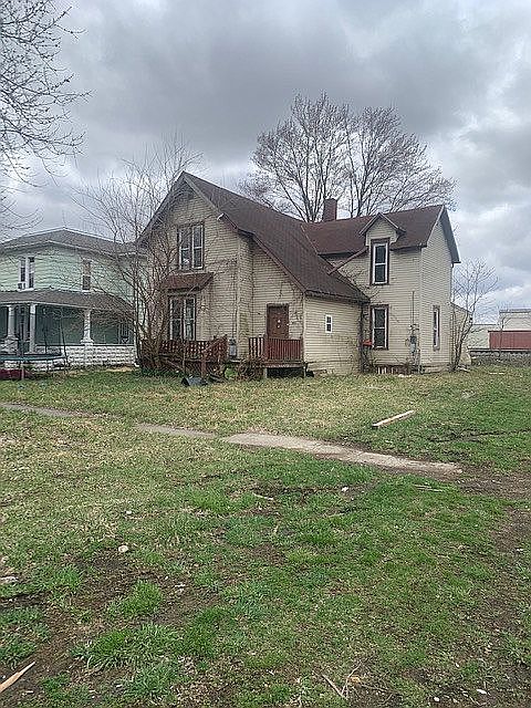 1st image of 223 Park Blvd