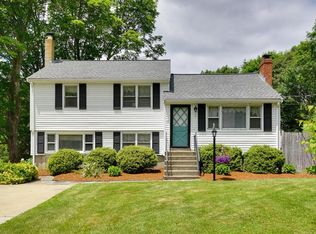 19 Sunset Dr, Burlington, MA 01803