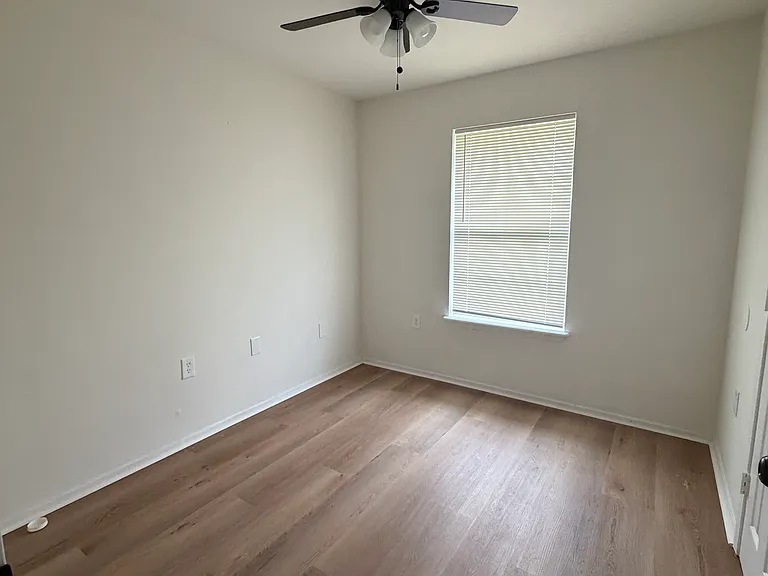 441 N Cowan Ave #13 — Photo 8